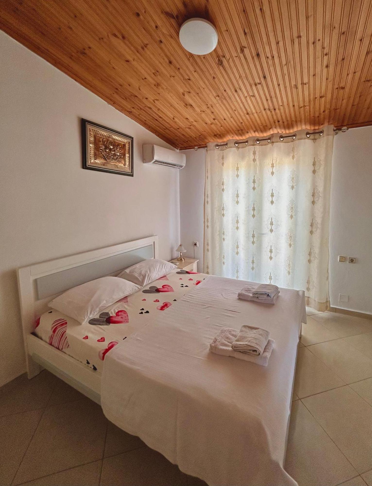 Guesthouse Nedin Ksamil Exterior foto